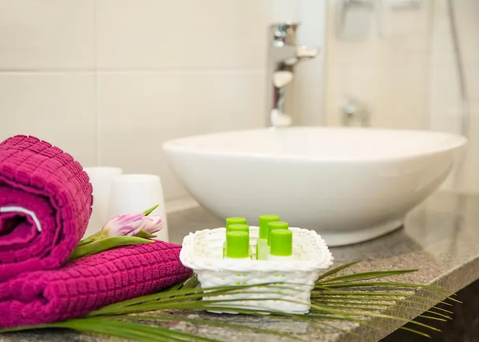 Hotel Gaestehaus Stock 3*