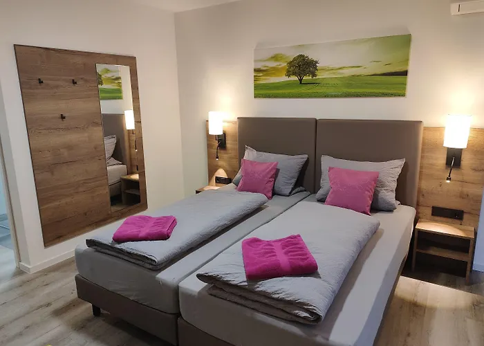 Hotel Gaestehaus Stock 3*